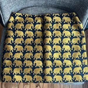 Embroidered Silk Mini Skirt Gold Elephant Size 4